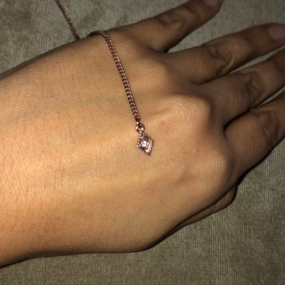 Luv AJ Rose Gold plated Full Bloom Lariat necklace - Picture 4 of 8